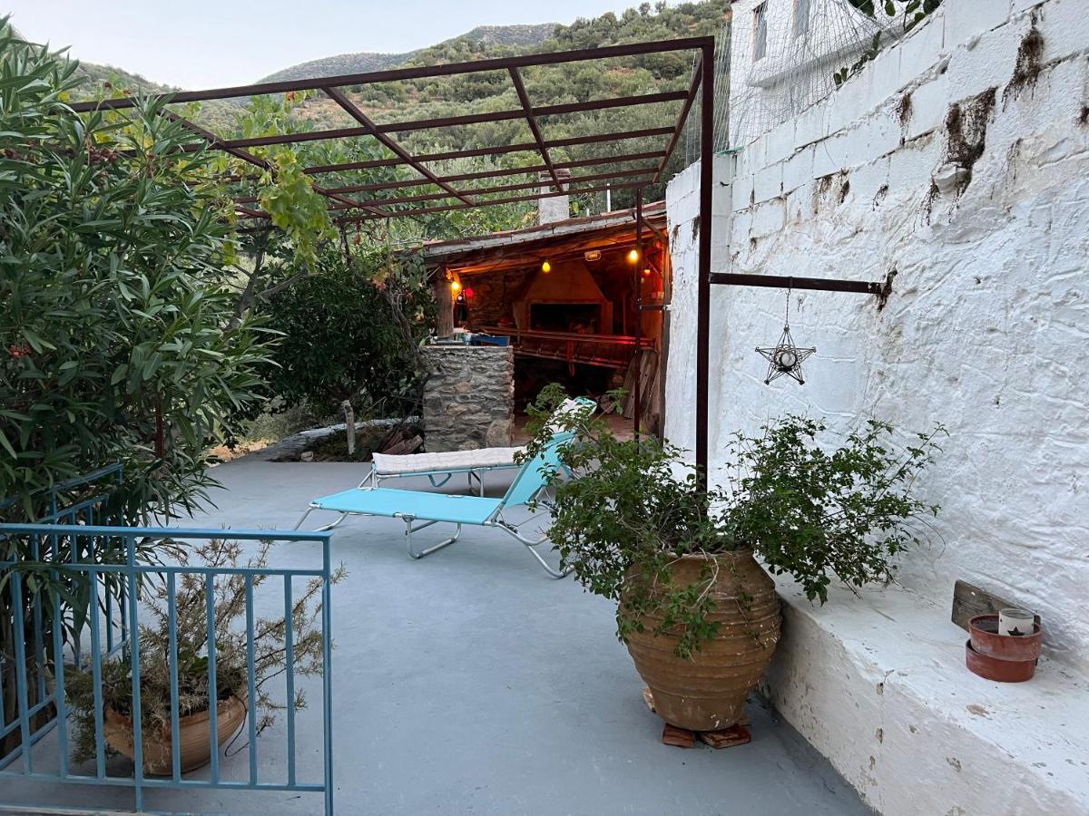Maison Charme Avec Piscine Privee, Pres De La Mer A Sappounakeika, Tyros Sapounakeika Exterior foto